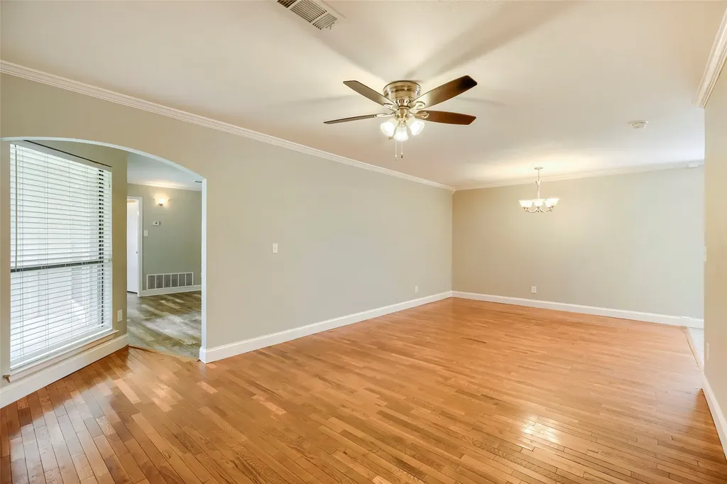8631 Charing Cross Lane Dallas TX 75238