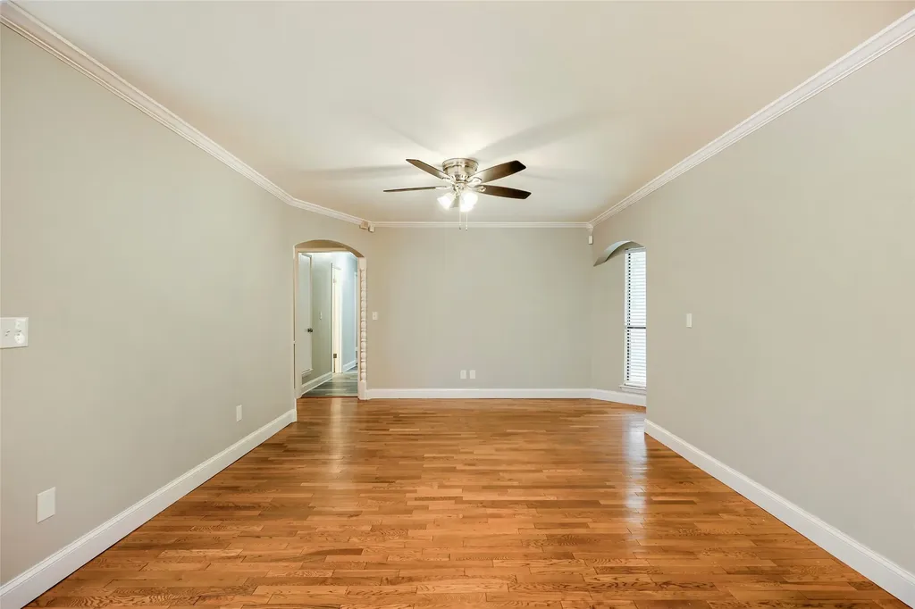 8631 Charing Cross Lane Dallas TX 75238
