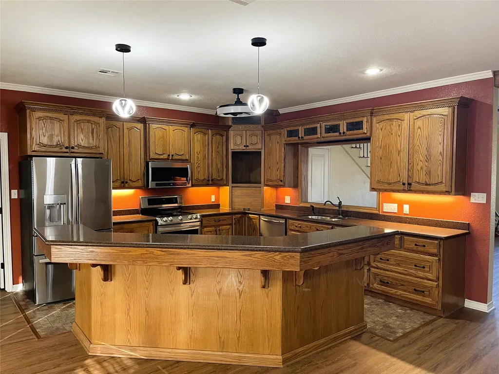 107 S Highway 14 Wortham TX 76693