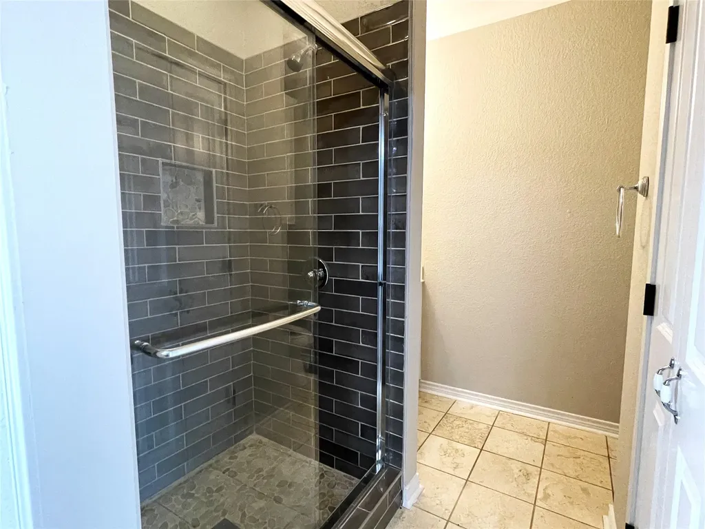 107 S Highway 14 Wortham TX 76693