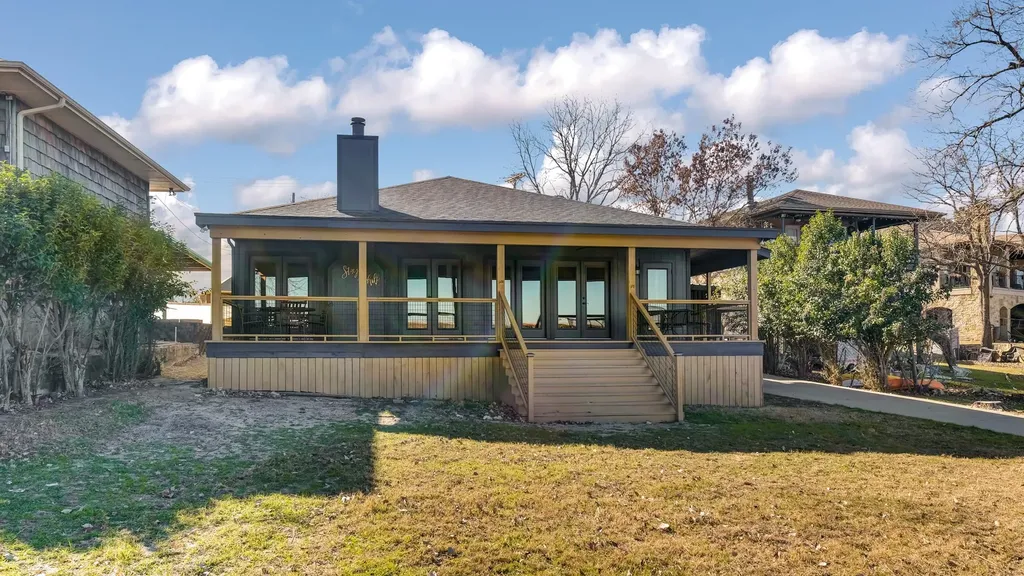 Weatherford TX, 1004 W Lake Drive