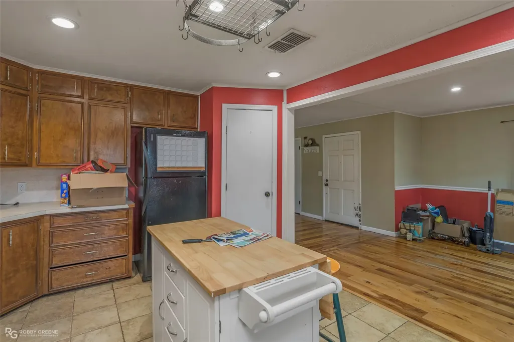 158 Edwards Road Doyline LA 71023