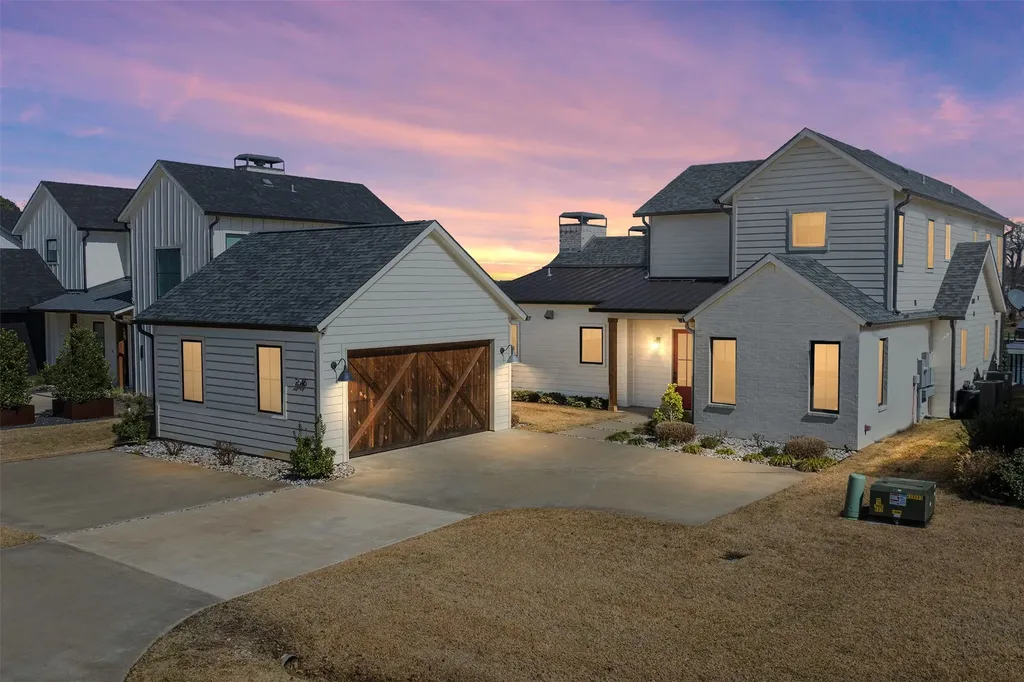 2545 Homestead Court Tool TX 75143