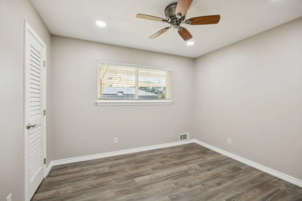 9536 Millridge Drive Dallas TX 75243