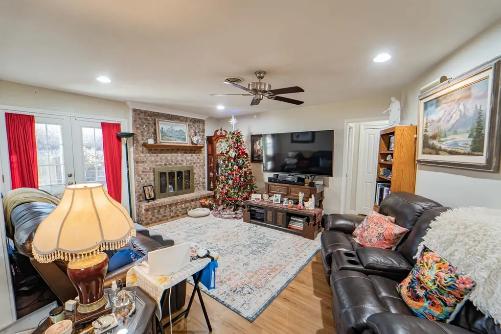 2403 Sha Lane Breckenridge TX 76424