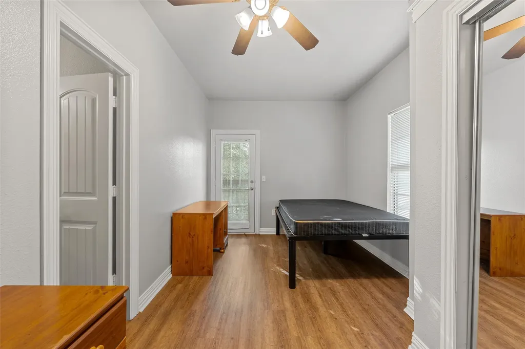 2410 S 2nd Street Waco TX 76706