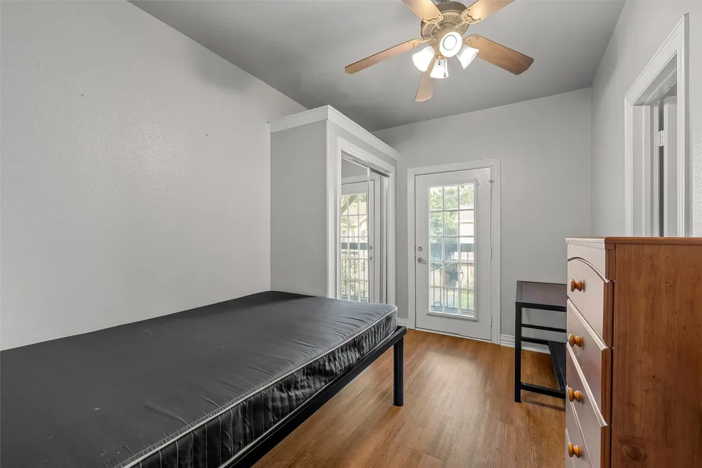 2410 S 2nd Street Waco TX 76706