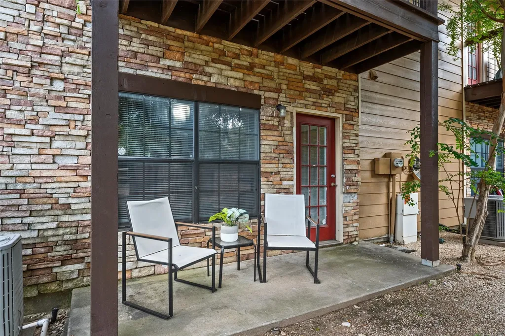 2410 S 2nd Street Waco TX 76706