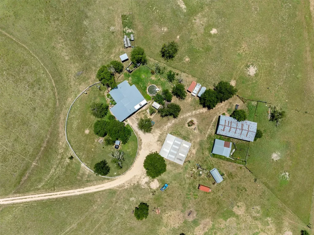 104 County Road 213 Bertram TX 78605