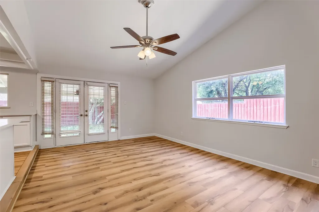 6639 Roundrock Road Dallas TX 75248