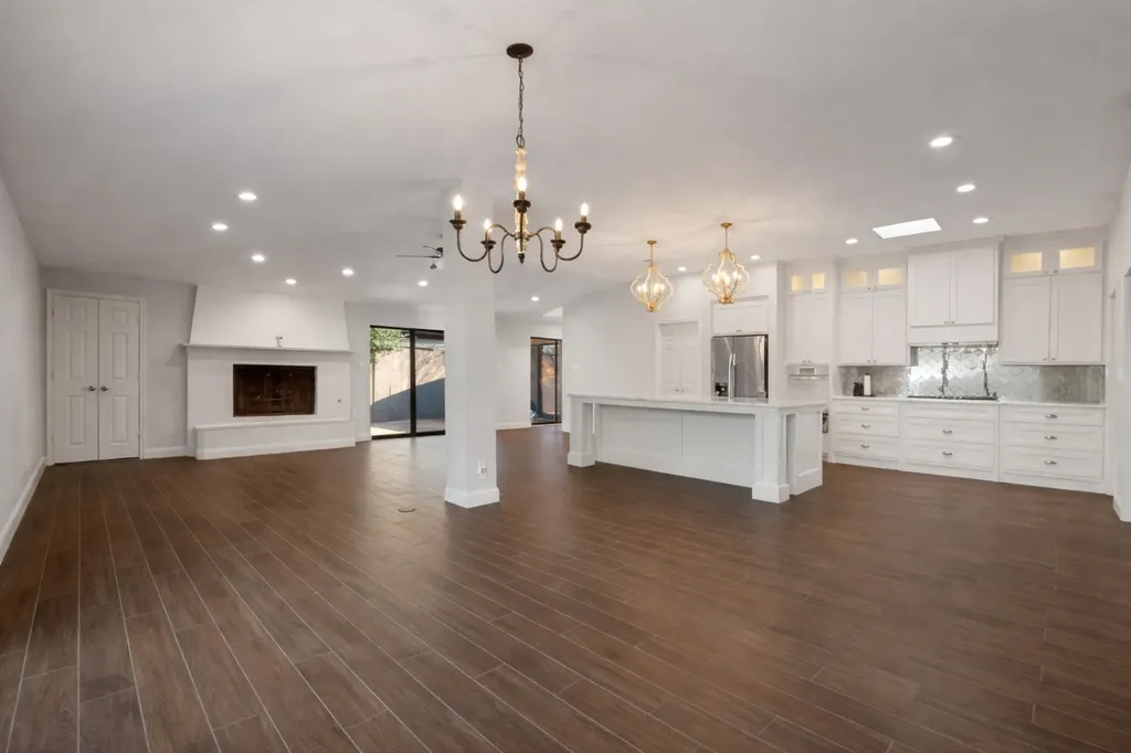 611 Westview Avenue Fort Worth TX 76107