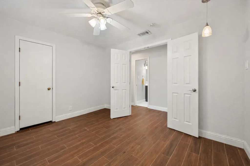 611 Westview Avenue Fort Worth TX 76107