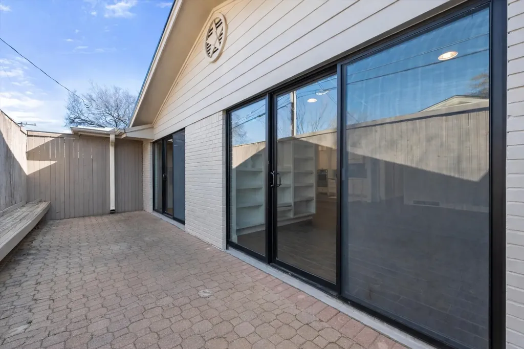 611 Westview Avenue Fort Worth TX 76107