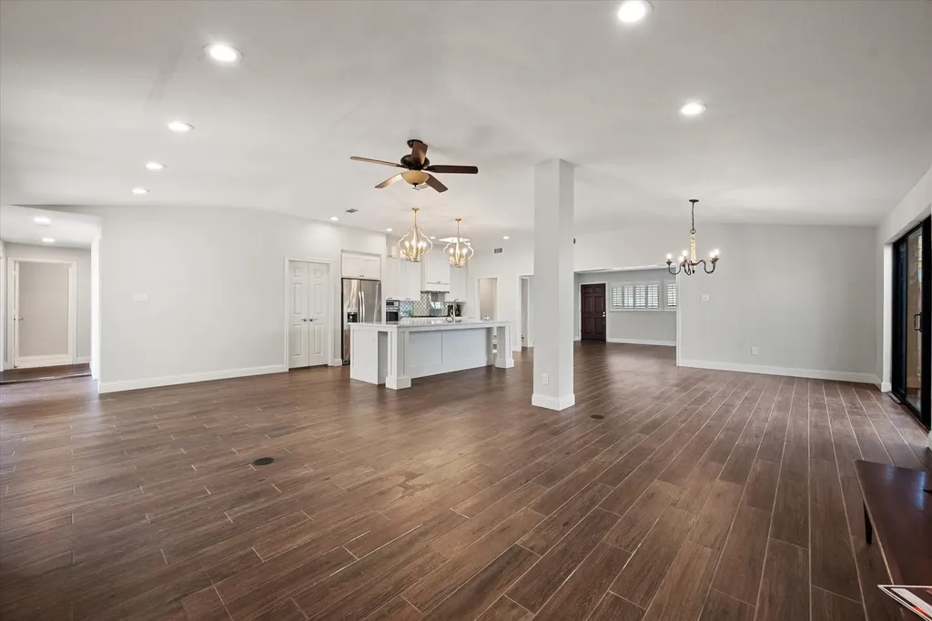 611 Westview Avenue Fort Worth TX 76107