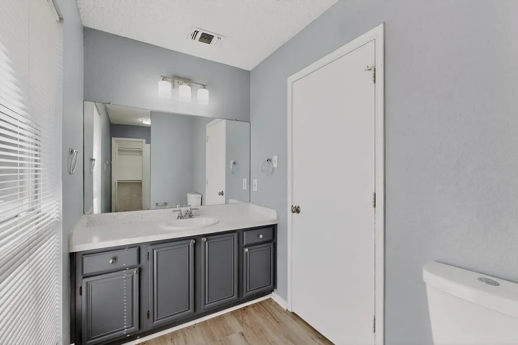 4517 & 4521 Ebbtide Court Fort Worth TX 76135