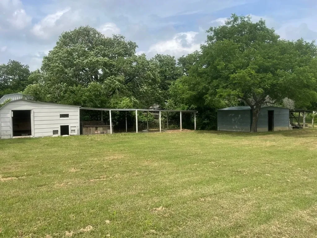 4918 Farris Road Denton TX 76208