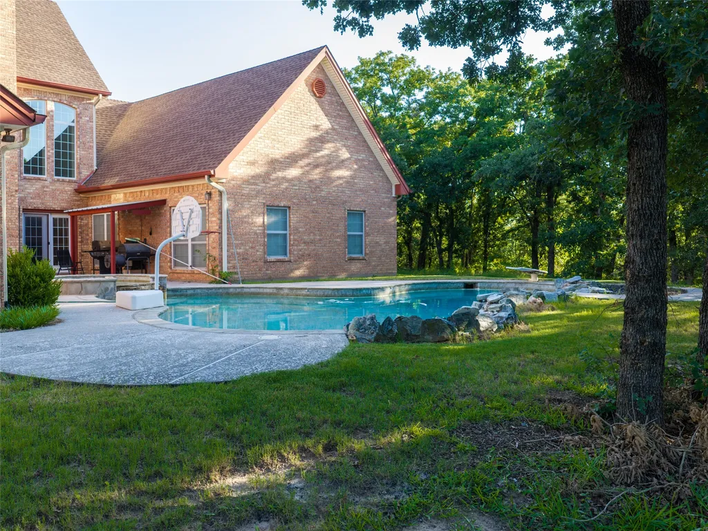 6831 State Highway 175 Montague TX 76251