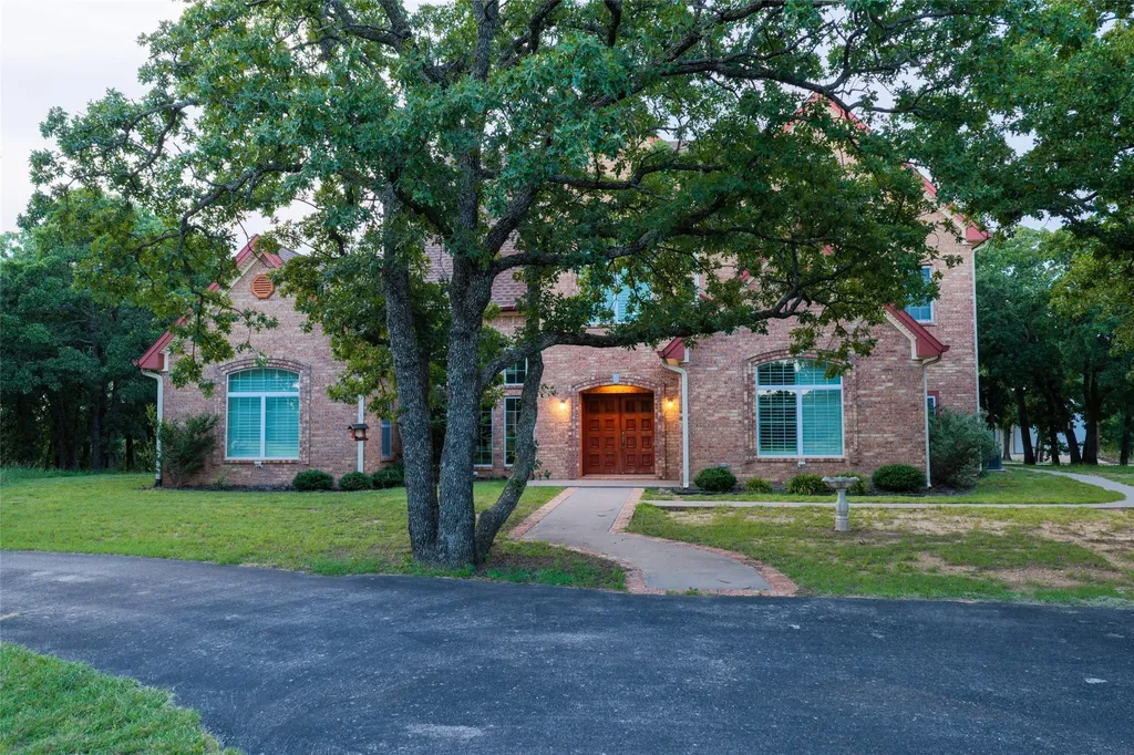 6831 State Highway 175 Montague TX 76251