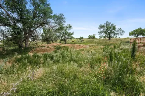 1204 E Cheyenne Canadian TX 79014