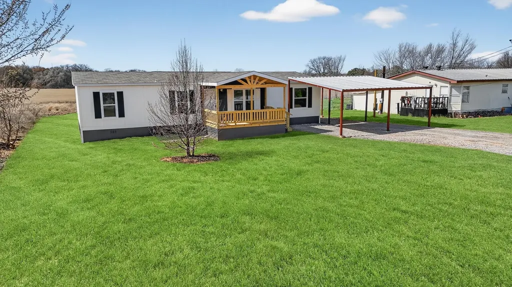 309 Rhett Court Aurora TX 76078