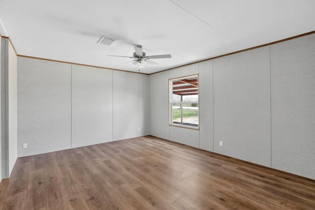 309 Rhett Court Aurora TX 76078