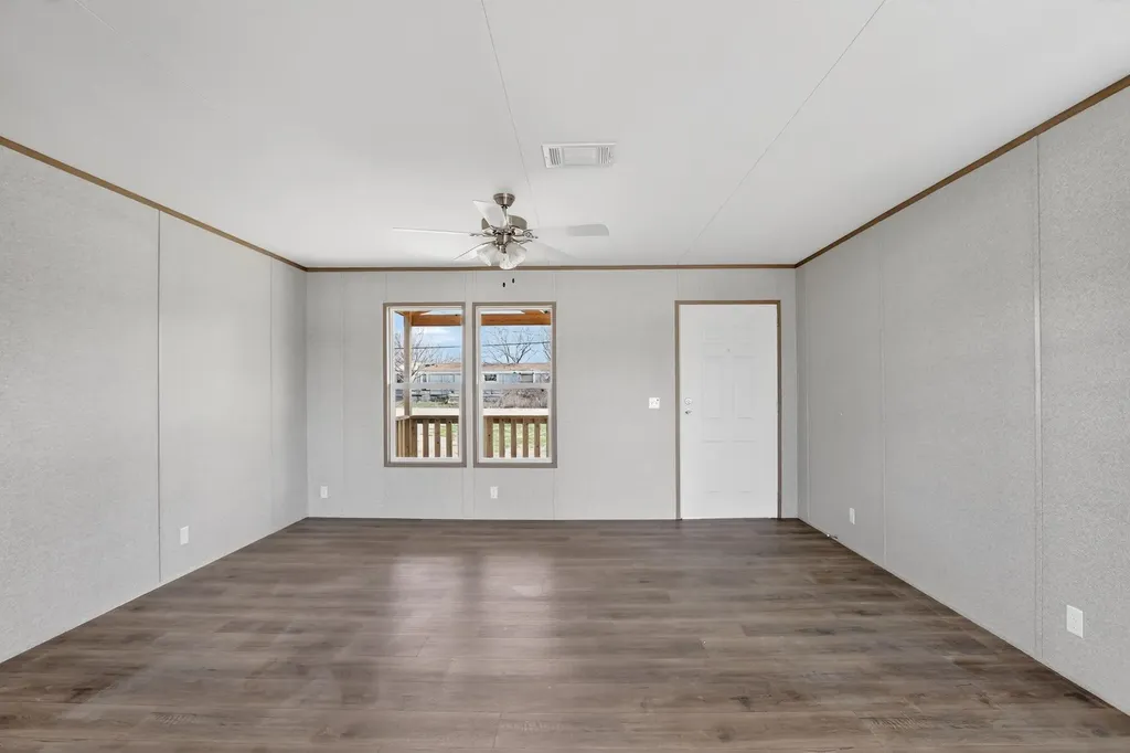 309 Rhett Court Aurora TX 76078