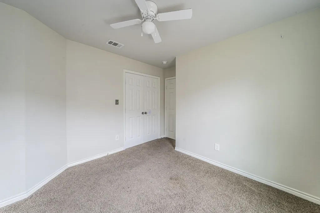 813 Jones Street Greenville TX 75401