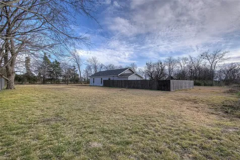 50 County Road 3557 Sulphur Bluff TX 75481