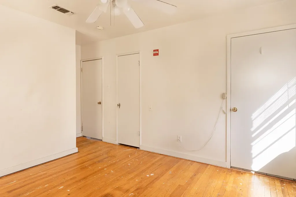 104 E Fifth Street Brady TX 76825