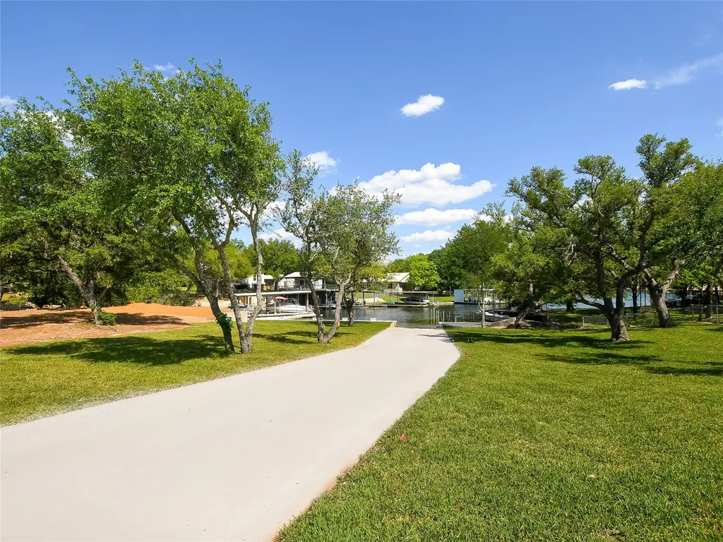 2411 Cherry Lane Kingsland TX 78639