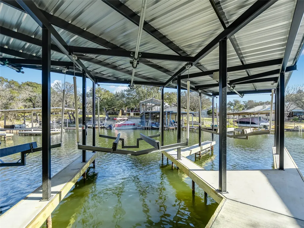 2411 Cherry Lane Kingsland TX 78639