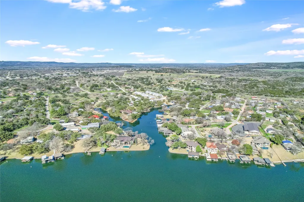 2403 Cherry Lane Kingsland TX 78639
