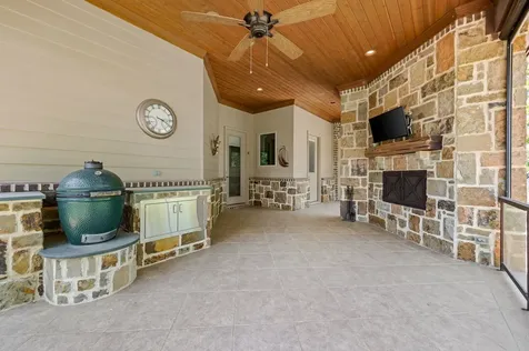 5581 Nancy Circle Chandler TX 75758