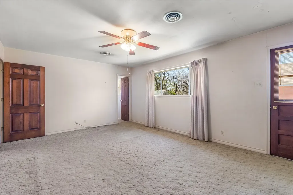 220 N Holly Sherman TX 75092