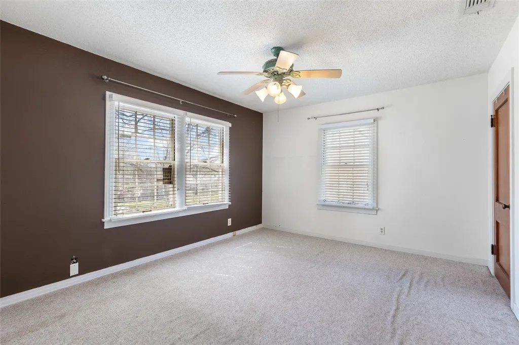 220 N Holly Sherman TX 75092