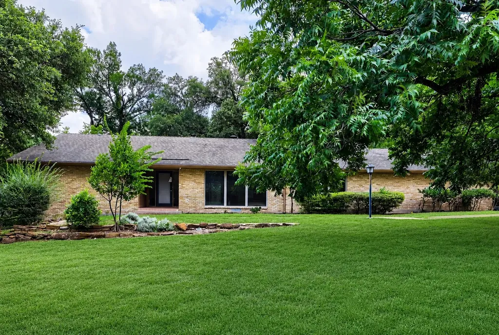 6606 Stonebrook Circle Dallas TX 75240