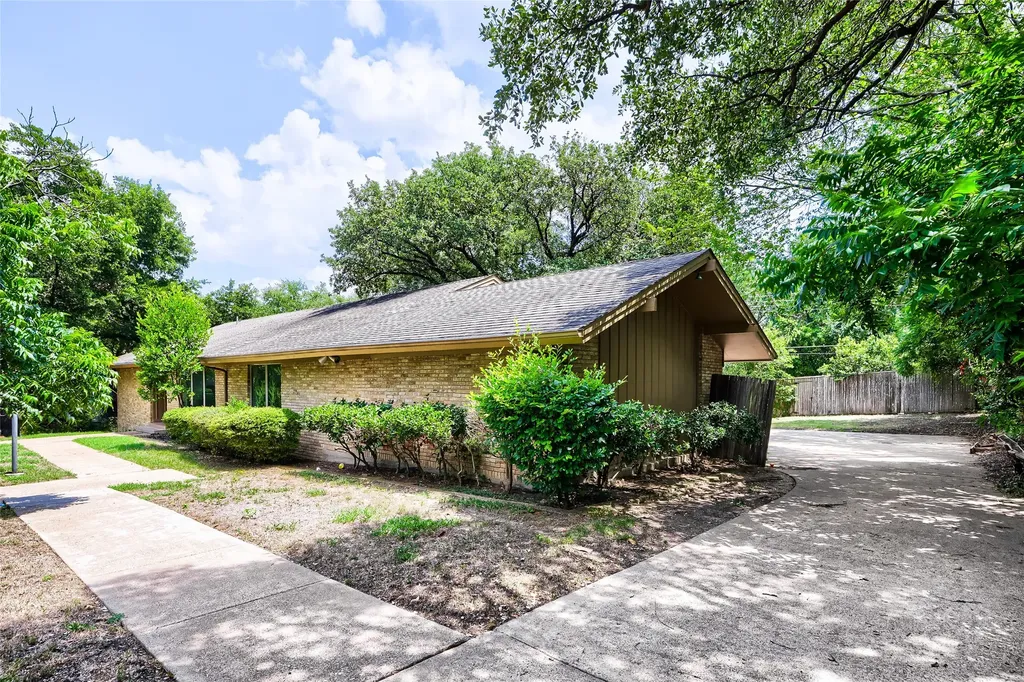 6606 Stonebrook Circle Dallas TX 75240