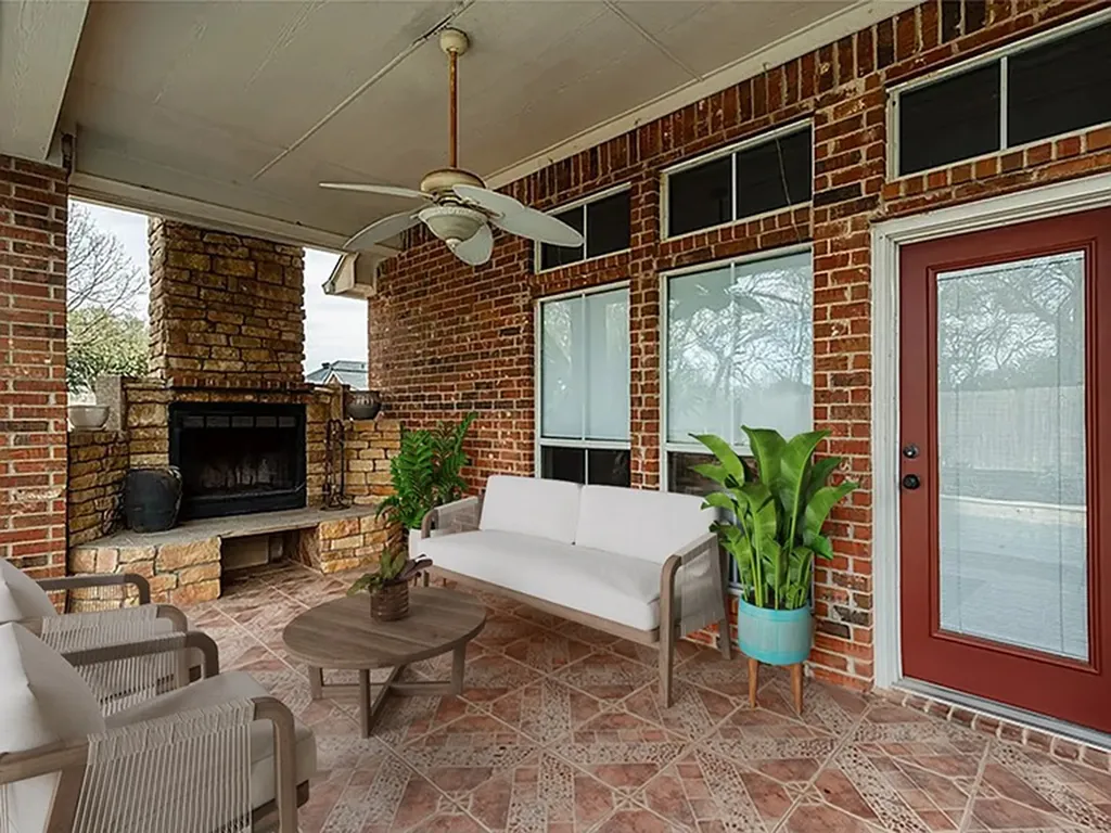 7613 Woodhaven Drive North Richland Hills TX 76182