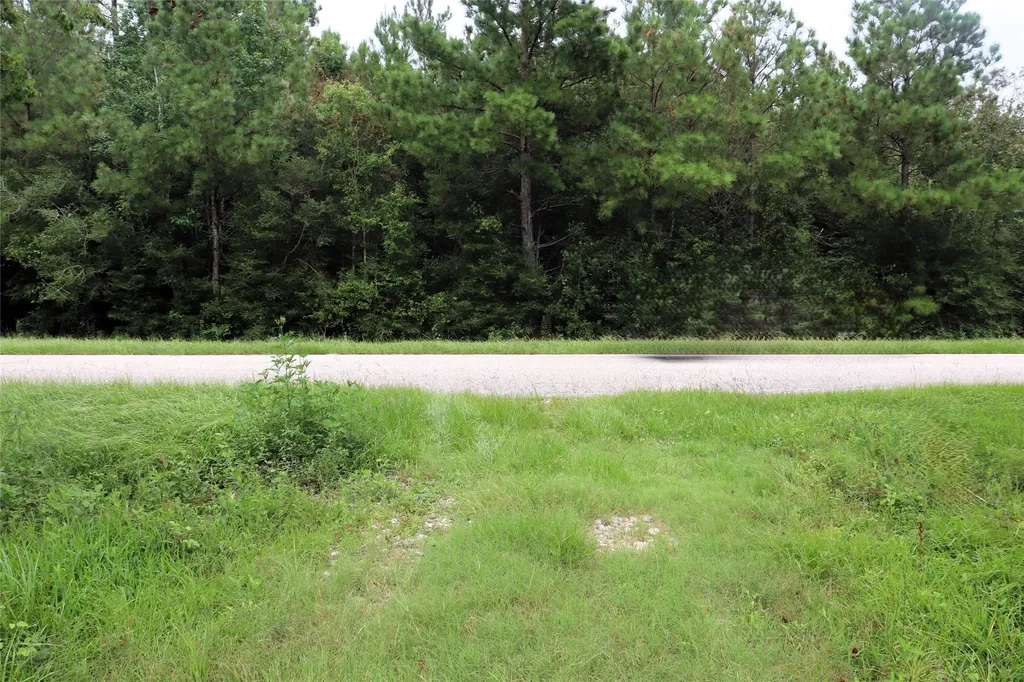 127 County Road 190 Liberty TX 77575