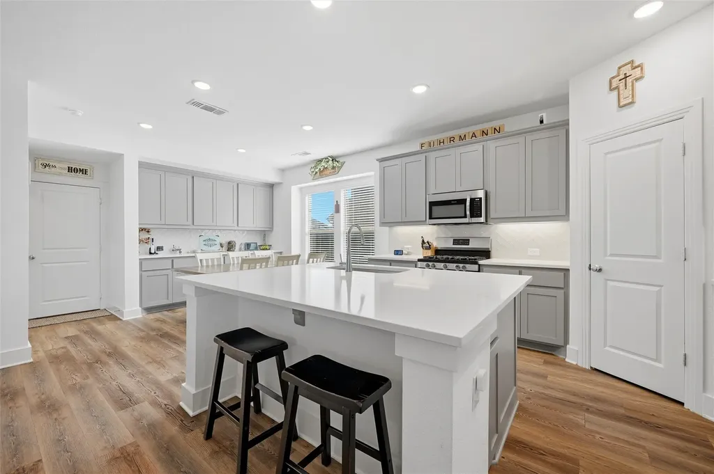 3808 Sky Drive Sherman TX 75090