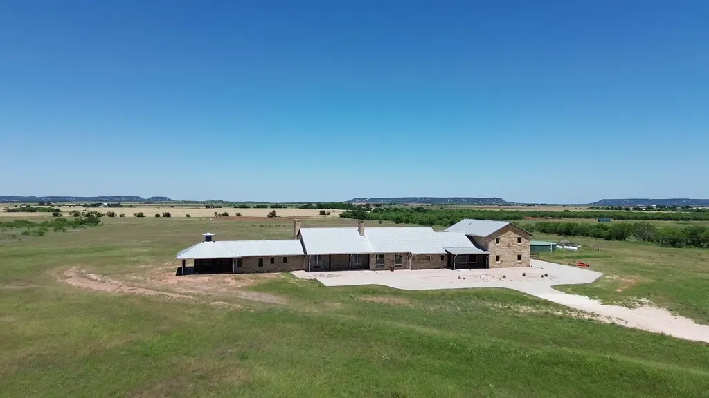 990 County Road 621 Tuscola TX 79562