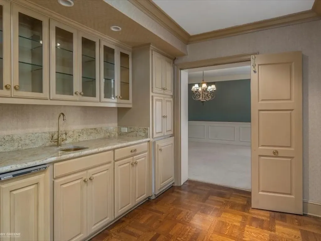 18 Dudley Square Shreveport LA 71106