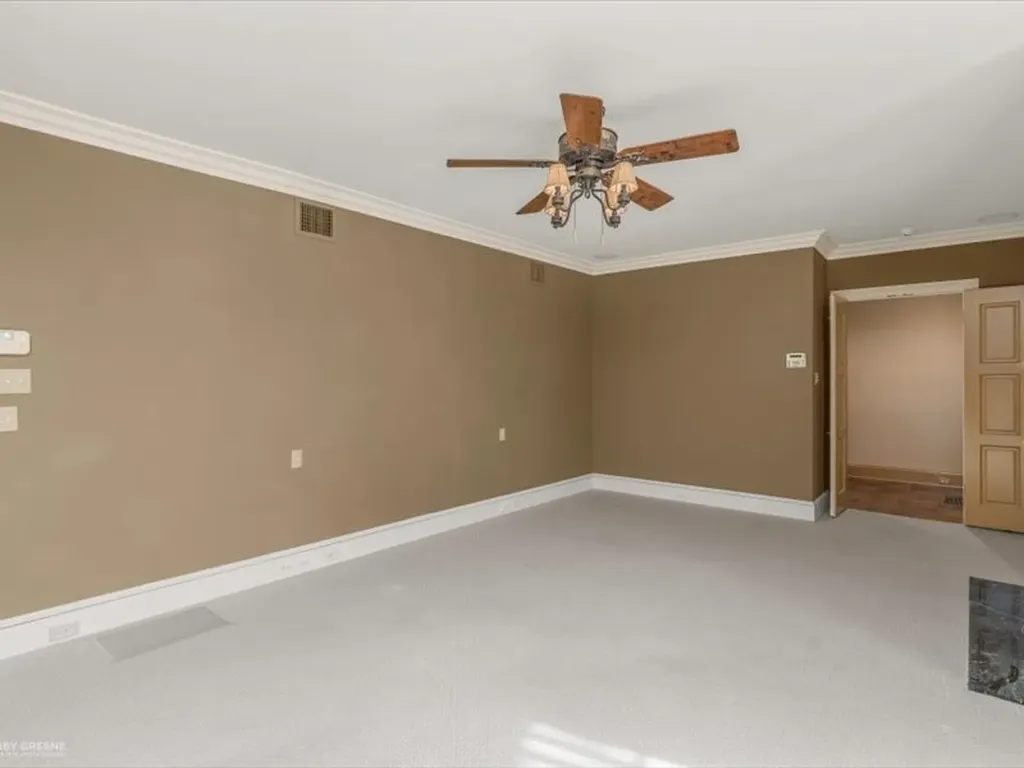 18 Dudley Square Shreveport LA 71106