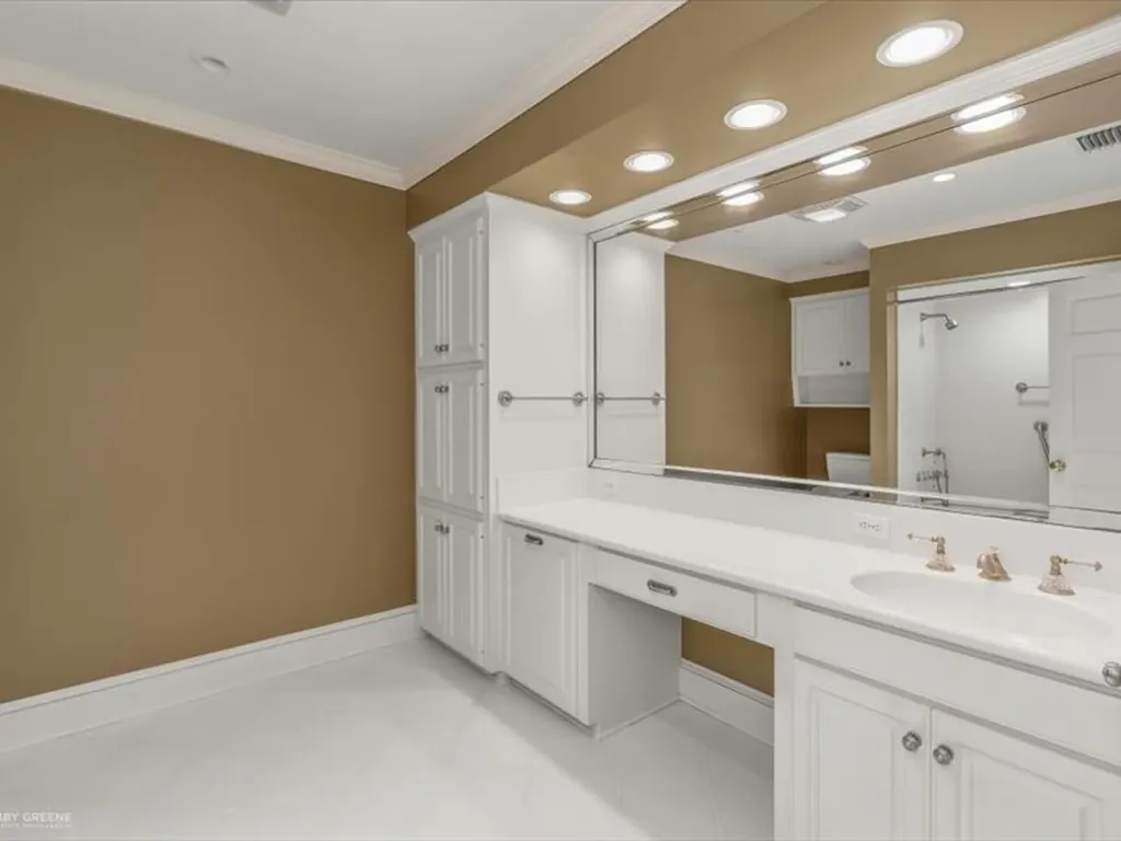 18 Dudley Square Shreveport LA 71106