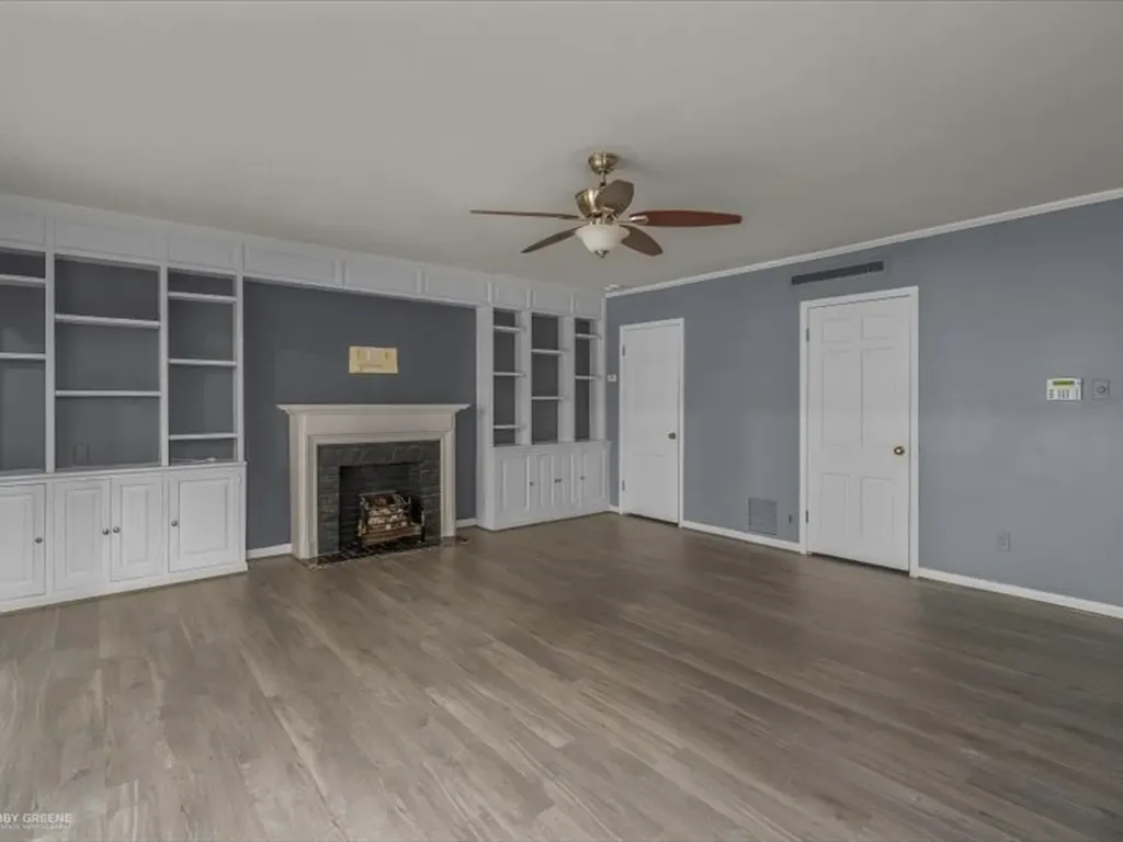 18 Dudley Square Shreveport LA 71106