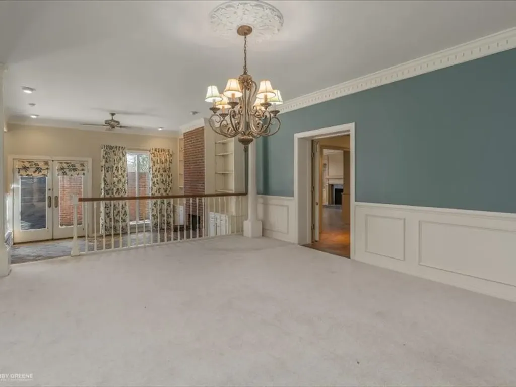18 Dudley Square Shreveport LA 71106