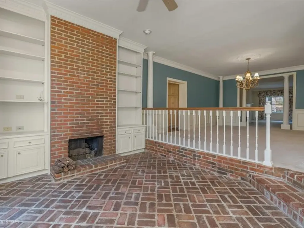 18 Dudley Square Shreveport LA 71106