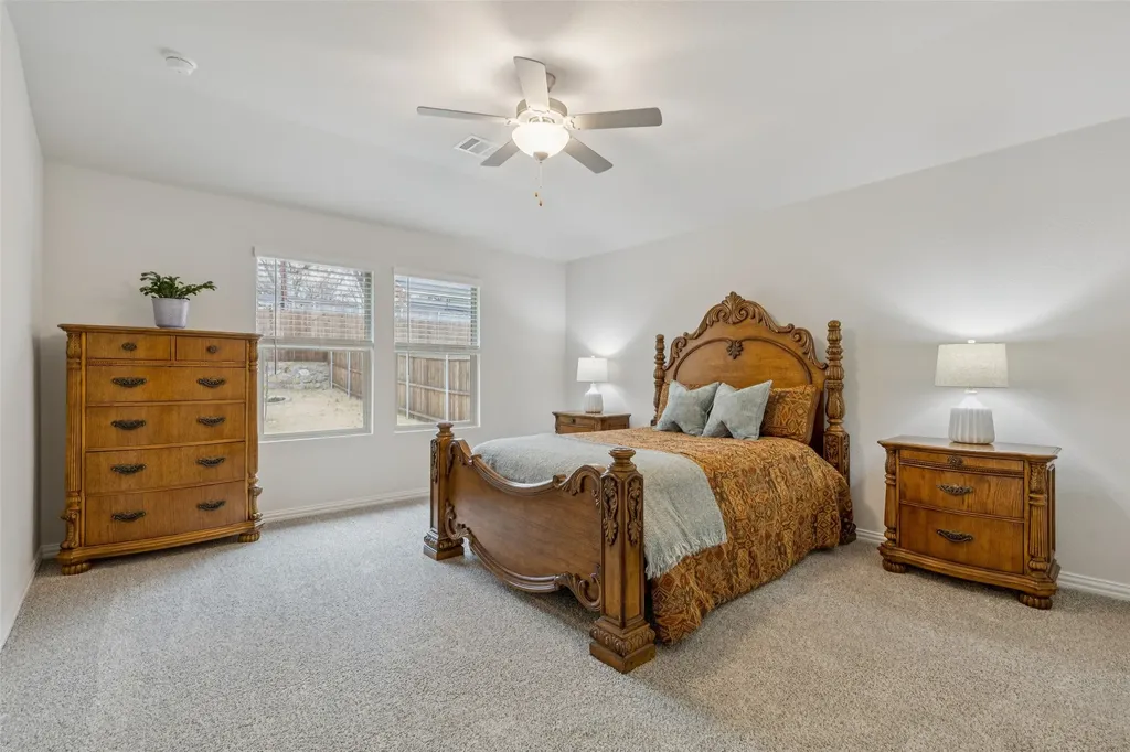 522 Castle Road Sherman TX 75092