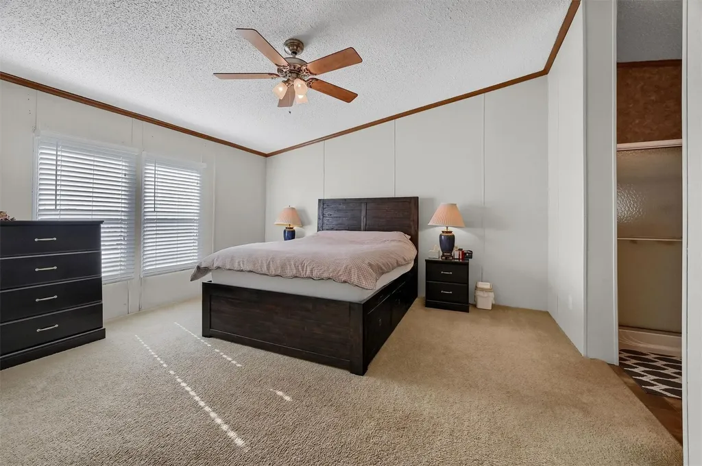 115 Candlewood Circle Gainesville TX 76240