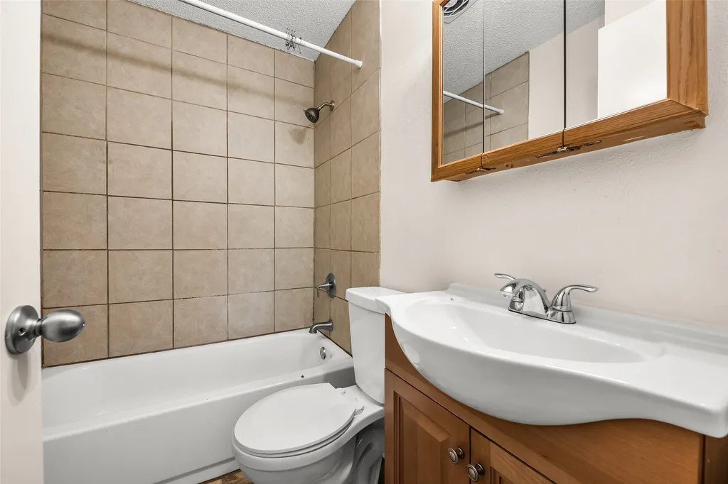 404 Vaden Avenue Everman TX 76140